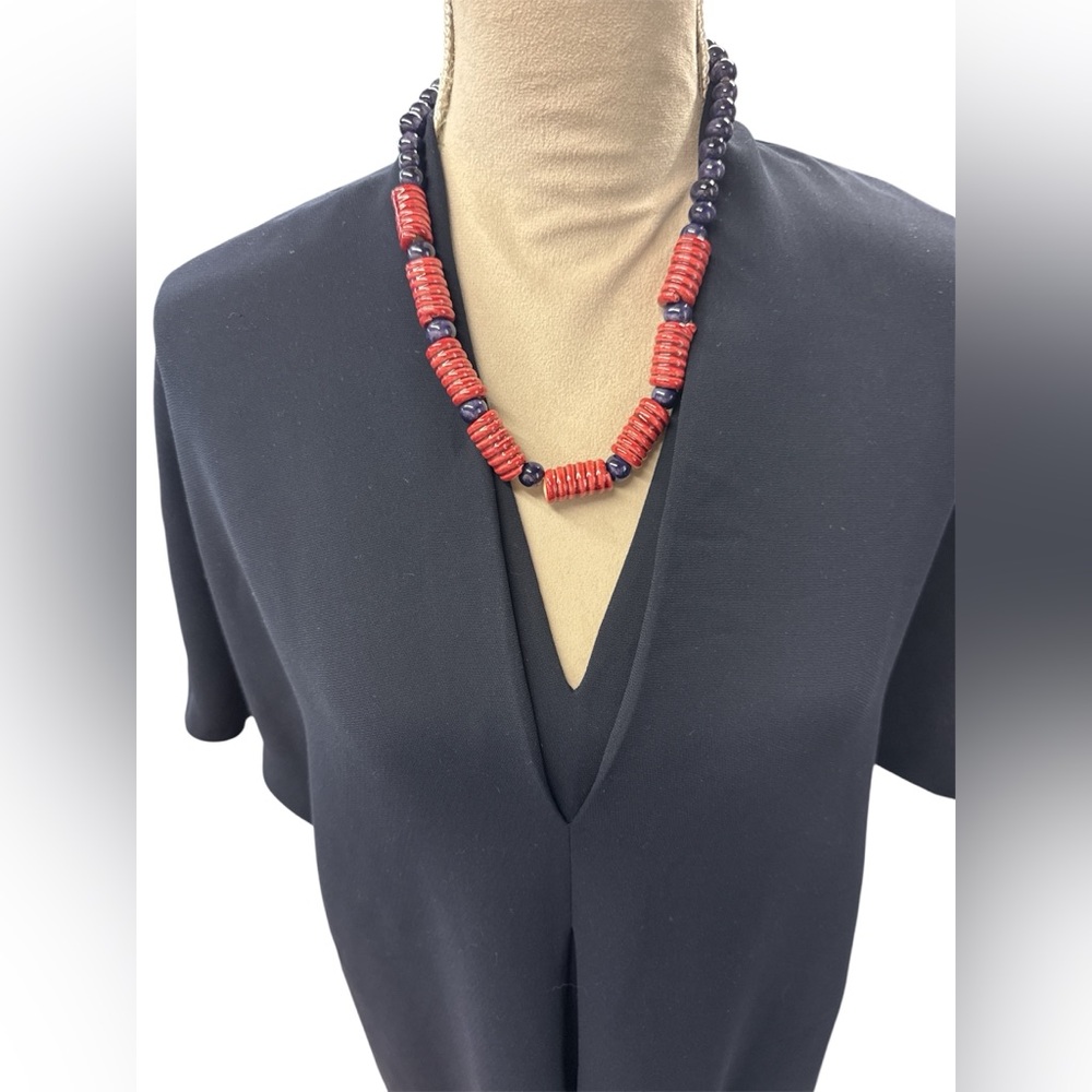Vince ClassicV- Neck dress - Picture 6 of 7